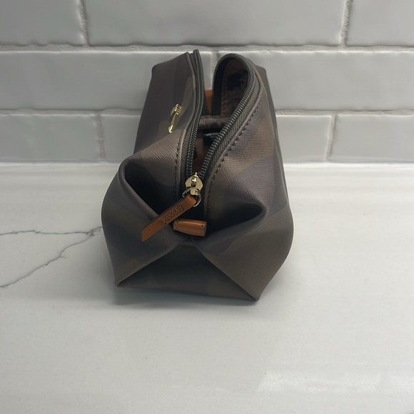 💥FINAL DAYS💥 😎 FINAL PRICE 😎 Stella & Dot Pouf in Camo Print - Picture 4 of 4